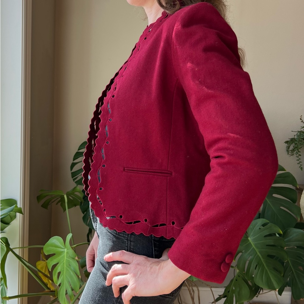 Vintage Sasson Cropped Blazer with Cutwork Embroidery